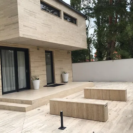 The House * Fonyod