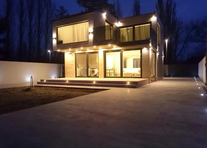 The House ヴィラ *