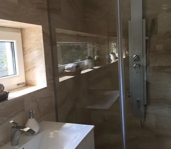 The House ヴィラ *