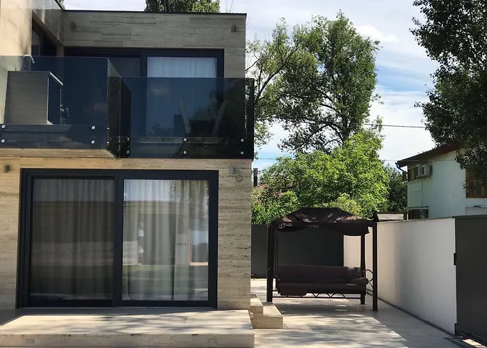 ヴィラ The House Fonyód